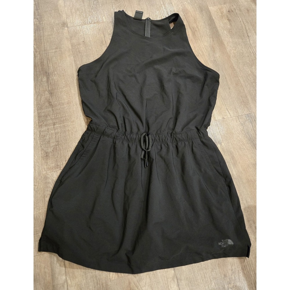 The North Face Never Stop Wearing Adventure Dress size Xarge Colorโ TNF Black
